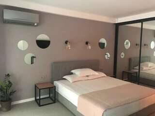 Апартаменты Apartment on Hoholivska 1-3 Киев Апартаменты-5